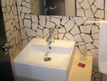 Hostal Plaza Ruiz Ceuta Buitenkant foto